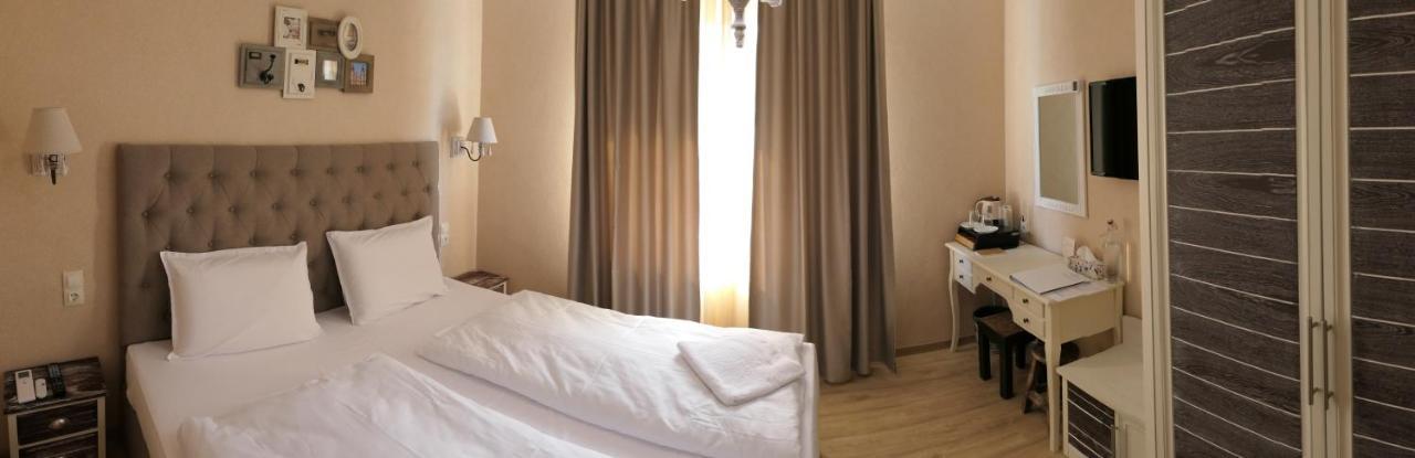 Hotel Mediterraneo อิบส์ อัน แดร์โดเนา ภายนอก รูปภาพ